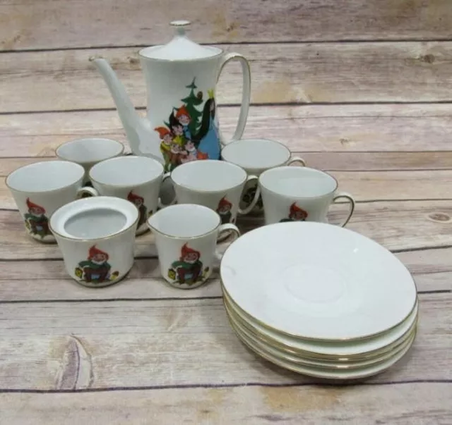 Vintage Snow White China , Set as shown in photo, Excellent Condition.