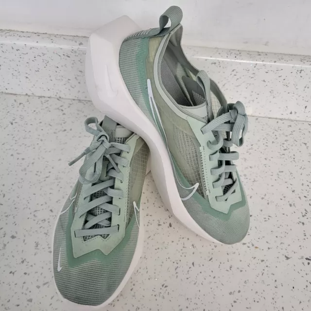 Nike vista lite pistachio sale
