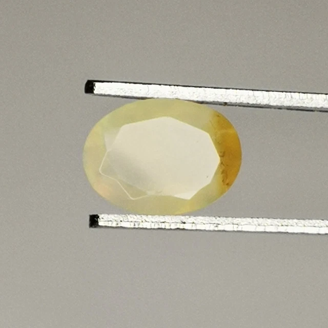 Opale  Précieuse naturelle d'Ethiopie - 0.56 Carat