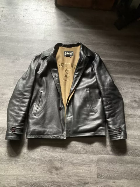 manteau-veste 3/4- cuir SCHOTT - vintage-made in USA-taille XL en très bon état.