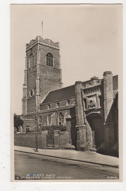 ST. PETER'S CHURCH and Wolsey Gate Ipswich 1950 RP Postcard, B455 EUR 2