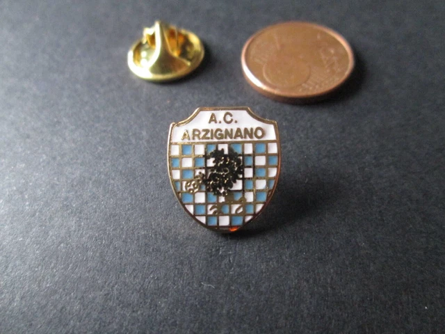 SPILLA Vintage S. S. LAZIO Calcio Football Badge Pins Serie A