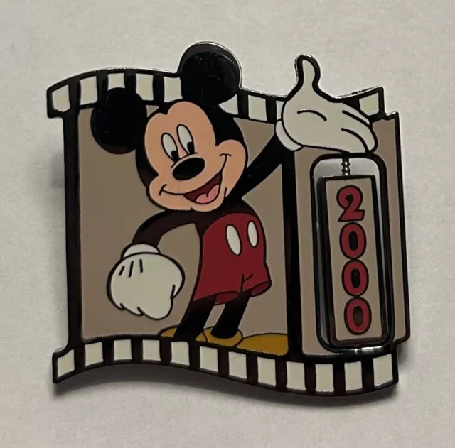 Disney Store - Countdown to the Millennium - Mickey Mouse New Year 1999 2000 Pin