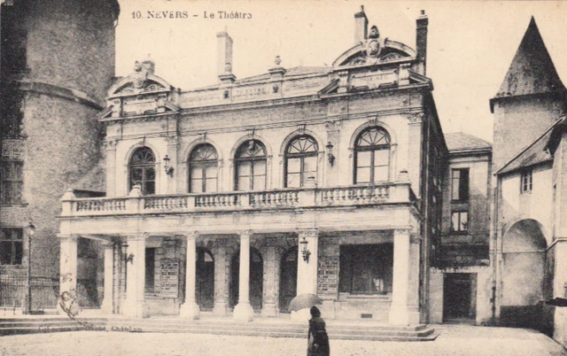 NEVERS 10 le théâtre timbrée