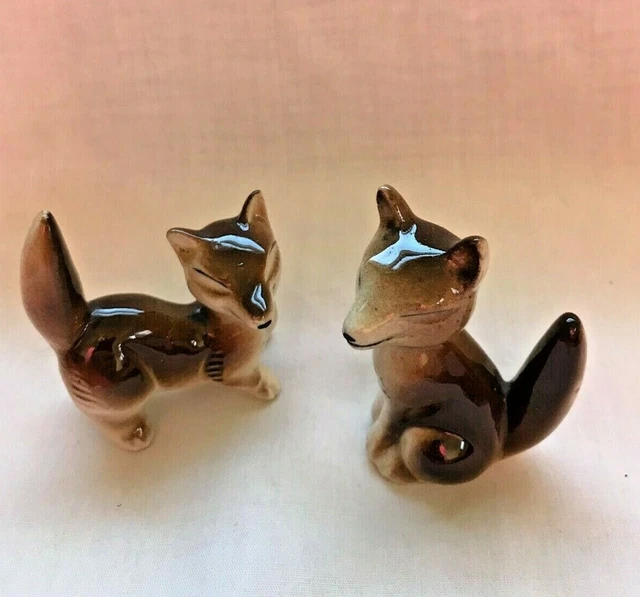 Vintage Fox Foxes Salt & Pepper Shakers