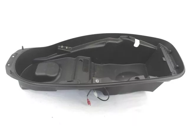 KYMCO X-Town 300 81250ABD2C00 Protection sous Selle 16 - 20 Bagage Box