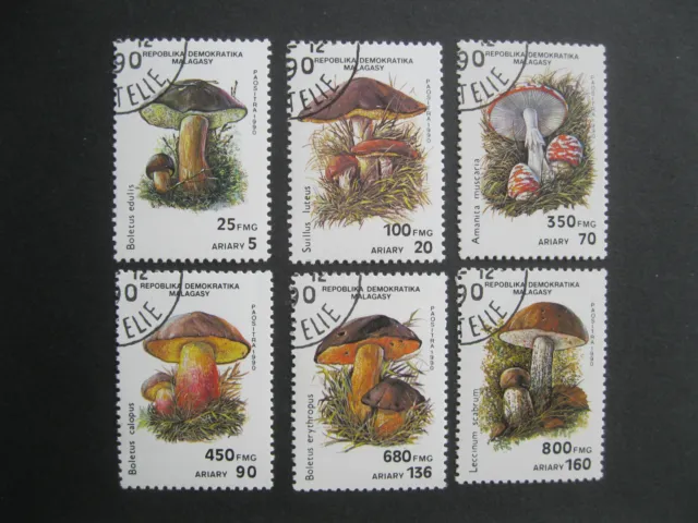 Briefmarken Malagasy 6 Werte Pilze gestempelt
