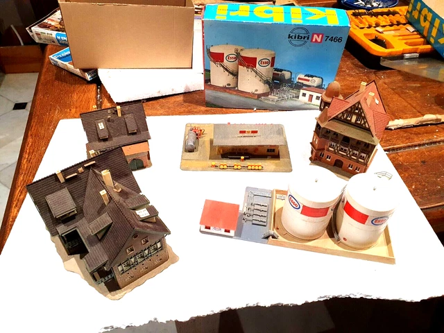 HO LOT JOUEF Kibri Maquette Diorama Maison Gare Eglise ...... EUR 60,00 - DE