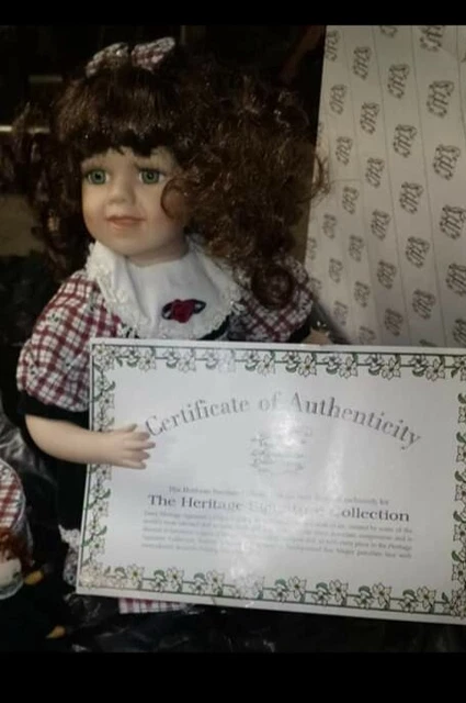 2 Heritage Signature Collection Porcelain Dolls Christmas Vtg 9" Red Green 3