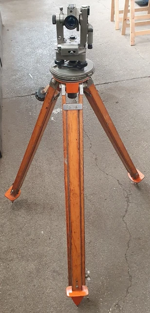 FILOTECNICA SALMOIRAGHI Teodolite Tacheometro Th 11 EUR 550,00