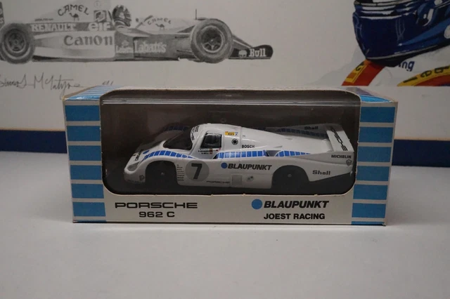 Onyx 1/43 - Porsche 962C Le Mans 1990 Omron - Modèle Réduit Diecast - Bleu