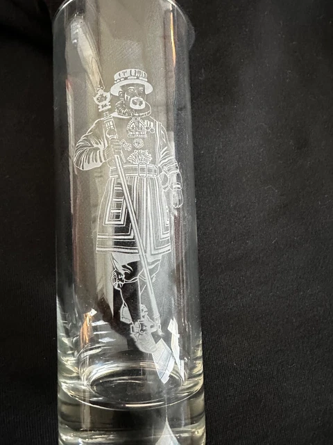 Beefeater Gin Glass Set 2 Tall Collins Barware Yeoman Logo Etched Weighted Base.