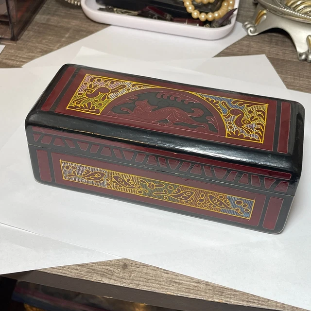 Traditional Olinala Wooden Hand Painted Lacquer Box Mexican Decor Cat/Gato