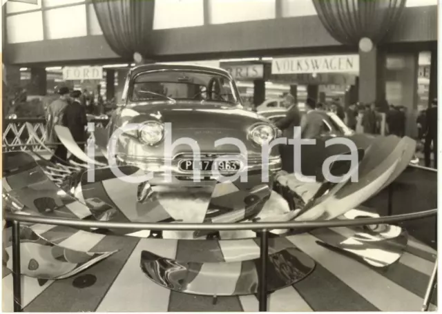 1962 PARIS SALON de l'Automobile - Presentazione PANHARD PL 17 ...
