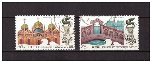 Togo .  N° 735 / 736 .   Paire  Unesco      Obliteree      . Superbe .