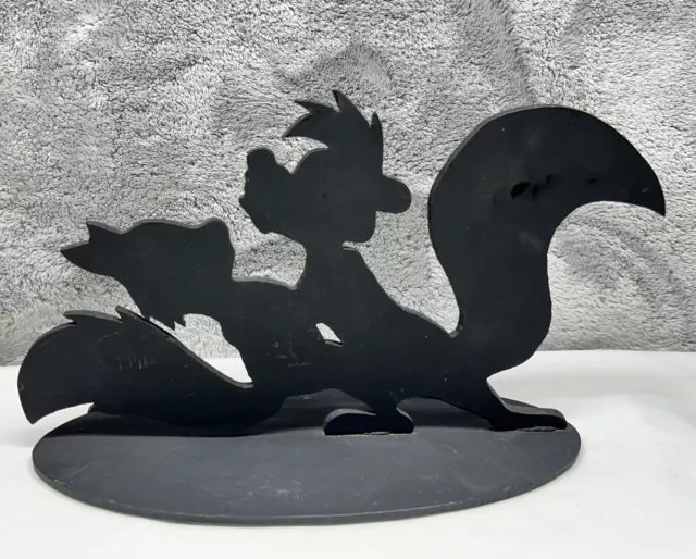 Warner Bros. Pepe Le Pew/Penelope Tex Welch Cast Iron Shadow Sculpture #384/1200 2