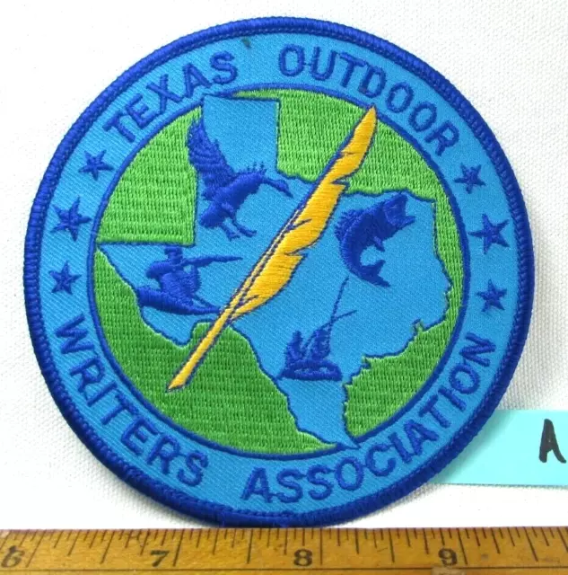 Vintage Texas Outdoor Writers Assn Jacket Patch Fishing Hunting Rifle Bird A