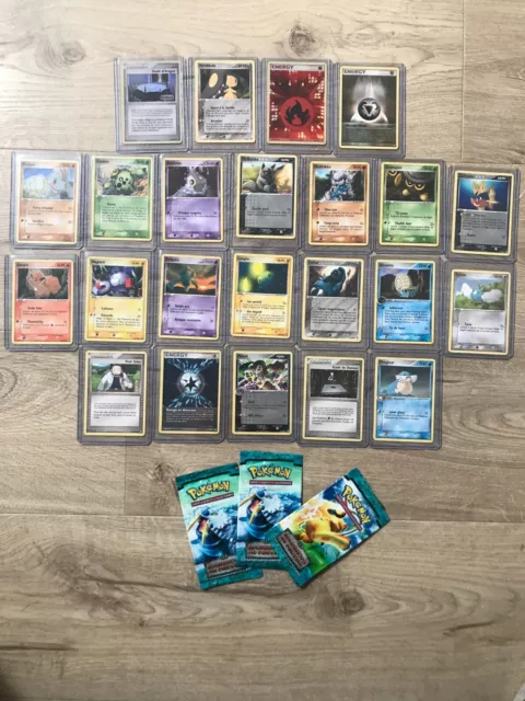 Lot de 23 cartes pokémon état MINT anciennes du bloc ex + 3 boosters vides