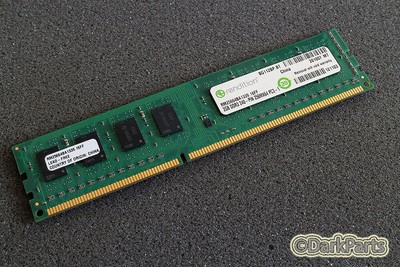 Crucial CT25664BA1339.C8FER2 2GB DDR3 10600U 1333MHZ 240 PIN memoria del PC 