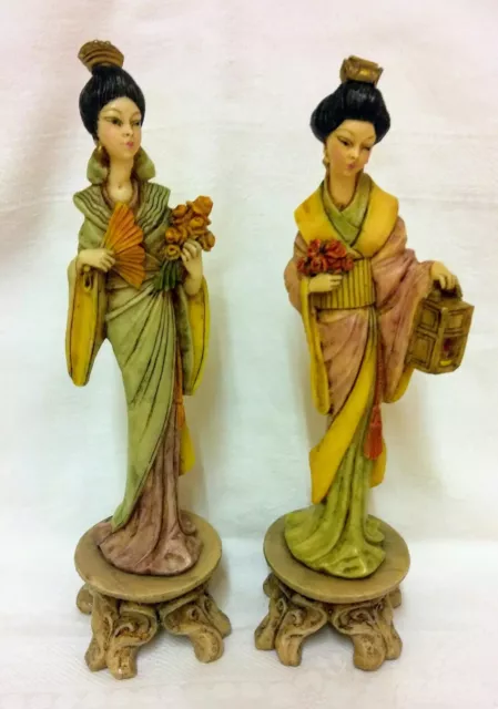 Capodimonte 1 Pair Of Oriental Lady's Porcelain Figurines