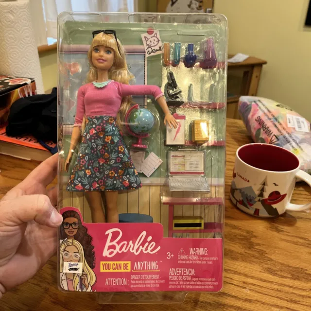 Mattel Barbie You Can Be Anything Teacher Science/Lab Doll Playset NEW 2018 Doll