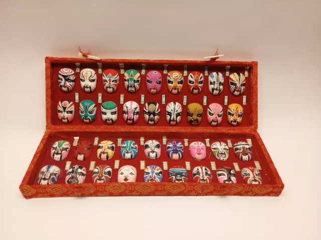China Beijing Opera Types Facial Makeup Masks in Operas Kabuki Set of 36