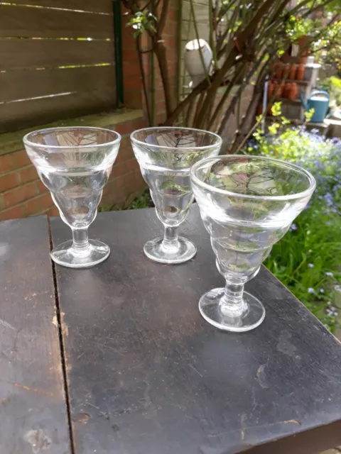 Lot 3 Verres Bistrot à pied Collection Ancien