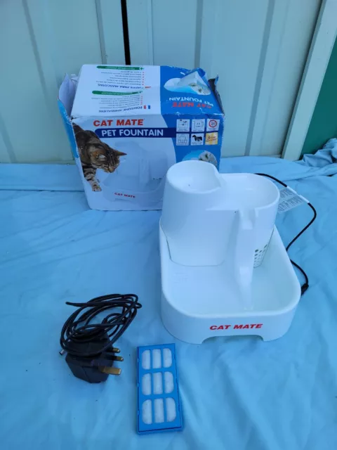Cat Mate 2L Pet Drinking Water Fountain, Cat Fountain for Cats and Dogs