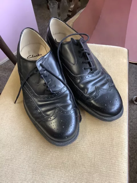 Clarks glaston hotsell wing black