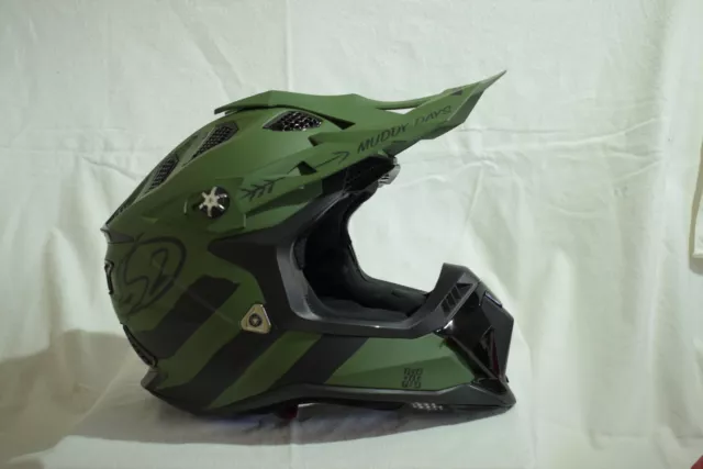 Subverter Evo Motocross Helm mit brille Größe M 57-58 1300g