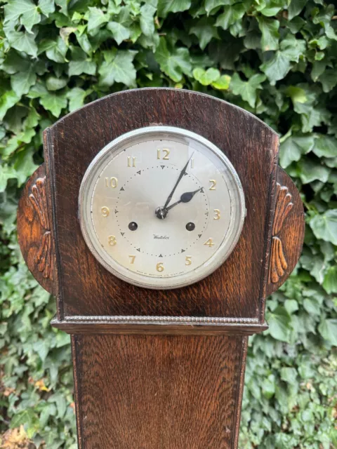 Westclox 1950’s 8-day Grandmother Clock in an Oak Case. 2