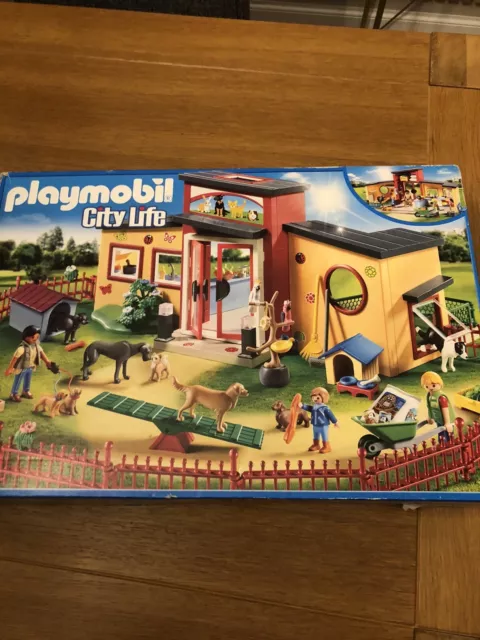 Playmobil 9275 city life tiny paws pet best sale hotel
