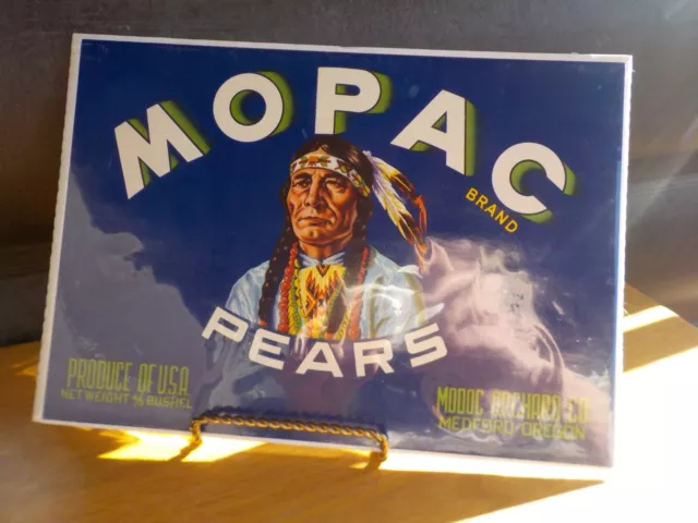 MOPAC Brand Pears Paper Label w/Native American Picture Medford, Oregon