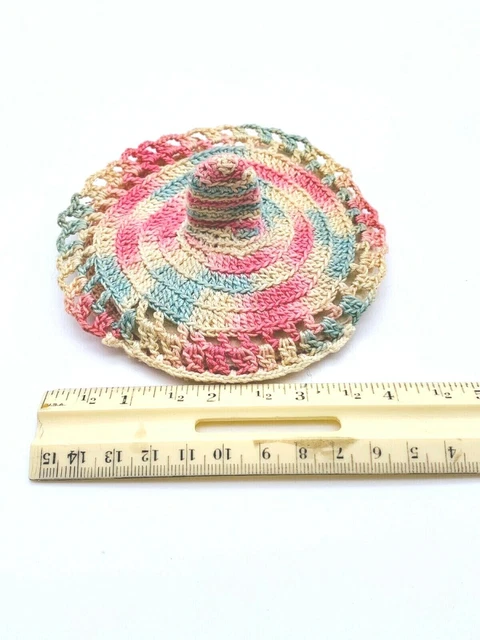 Sombrero guardián con soporte de aguja con una capa para almacenar pasadores y agujas hecho a mano