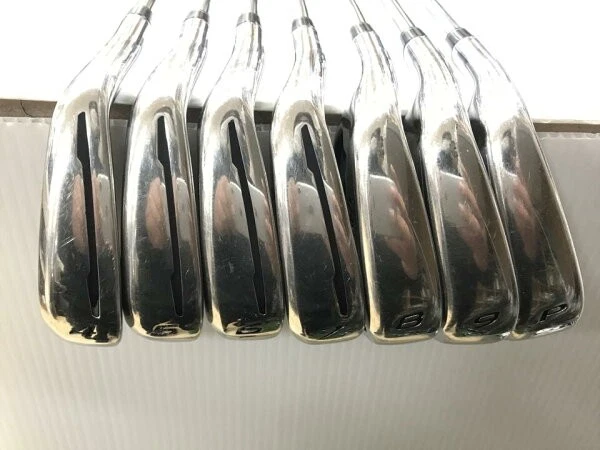 Set De Fers TaylorMade P770 5-9 PW - Droitier Graphite Stiff - Neuf
