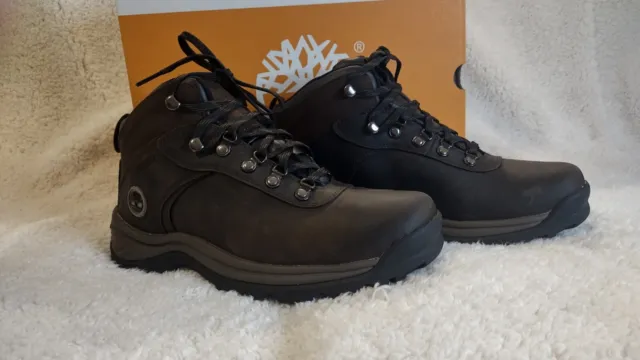 Timberland FLUME Dark Brown Mid Hiker Waterproof Men’s Boots Size 9.5M