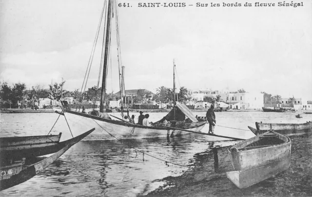 Cpa Senegal Saint Louis Sur Les Bords Du Fleuve Senegal