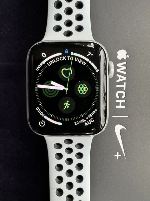 Apple Watch Series 6 Nike 44mm Space Grey Aluminum Case with Anthracite/Black...