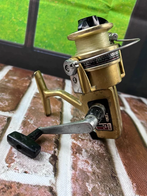 Vintage ZEBCO 6020 Gold Fishing Spinning Reel, Made in Japan