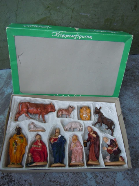 Vintage Krippenfiguren 12 tlg. Kunststoff handbemalt Made in Germany