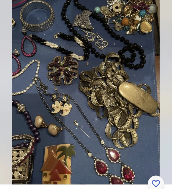 ANTIQUE VINTAGE JUNK Drawer Jewelry Lot Estate Sale Find Lot 28 40.