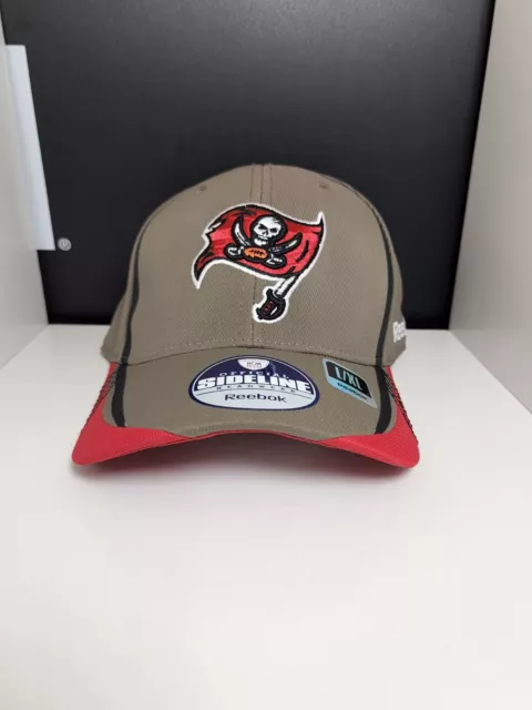 Tampa Bay Buccaneers Reebok 2011 Sideline Flex Fit NFL Hat/Cap Size L/XL