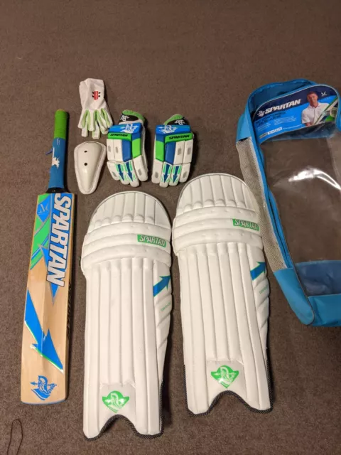 Spartan Cricket Gear (pads gloves inners box bat ) youth / small adult