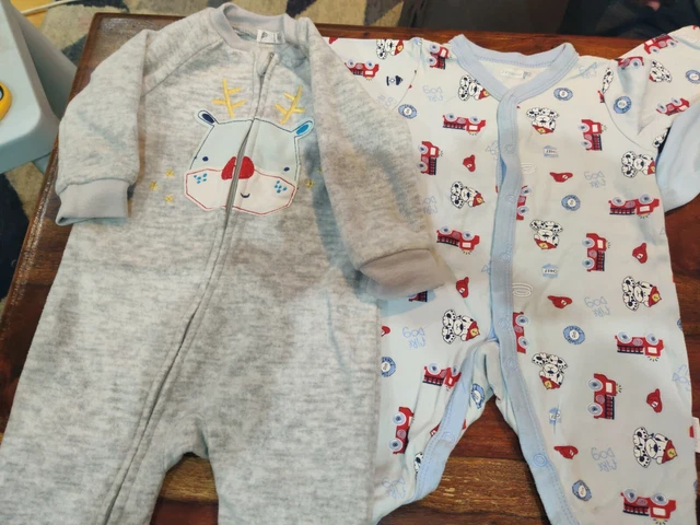 Baby clothes bundle 0-3 months Sleepsuits (8)
