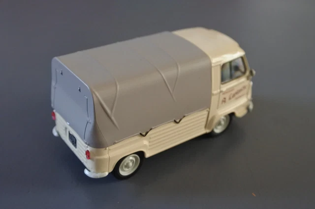 Renault Estafette Pick-Up  Ixo 1/43. 6