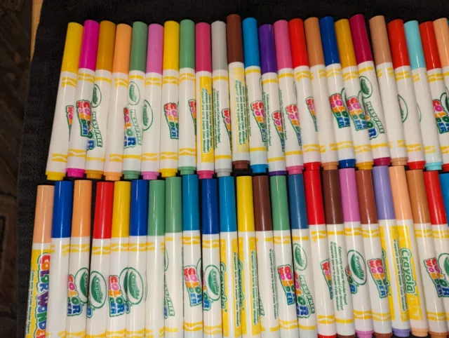 https://www.picclickimg.com/phAAAOSwq~5llgNP/Crayola-Color-Wonder-Lot-Mess-Free-Markers.webp