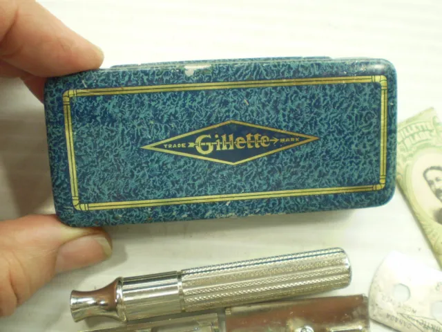 Vintage Gillette 1930'S Tech Safety Razor & Tin - Made In Canada