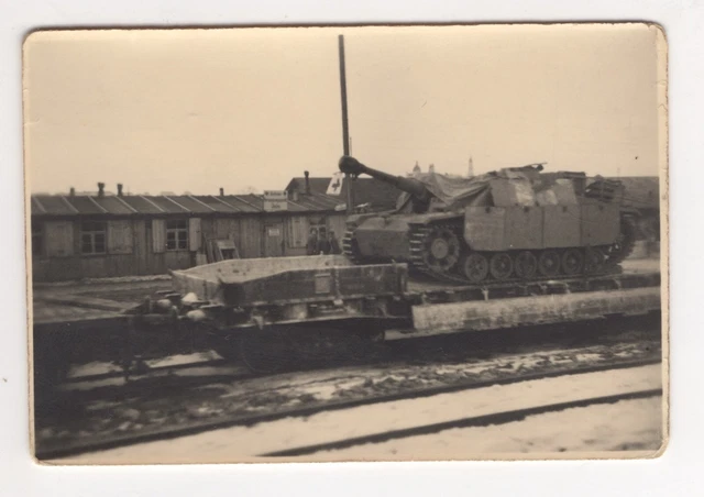 FOTO/PHOTO TECHNIK PANZER Stug III Ausf G; Seitenschürzen; Verlegung ...