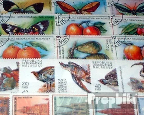 Briefmarken Madagaskar 100 verschiedene Marken