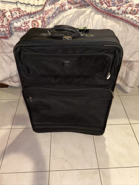 DAKOTA by Tumi Black Large Trip 28" Upright Wheeled Suitcase